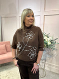 Load image into Gallery viewer, Pearl Flower Jumper - Brown