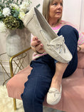 Load image into Gallery viewer, Moccasin Bow Shoe - Pale Beige - Wardrobe By Simone