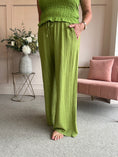 Load image into Gallery viewer, Relaxed Wide Pant - Olive Green