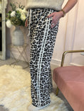 Load image into Gallery viewer, Cream Side Stripe Lounge Pant - Leopard - Wardrobe By Simone