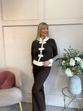 Load image into Gallery viewer, Mandarin Detailed Zip Cardigan - Brown/Cream