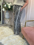 Load image into Gallery viewer, Cream Side Stripe Lounge Pant - Leopard - Wardrobe By Simone