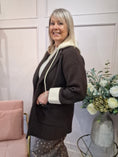 Load image into Gallery viewer, Hoody Smart Jacket - Brown/Cream