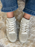 Load image into Gallery viewer, Little Daisy Detail Trainer - Beige