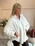 Load image into Gallery viewer, Cosy Zip Fleece - Cream