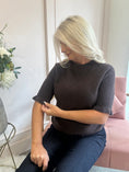 Load image into Gallery viewer, Fluted Edge Short Sleeve Jumper - Chocolate