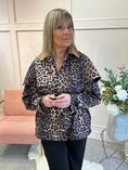 Load image into Gallery viewer, Jacket - Leopard - Wardrobe By Simone