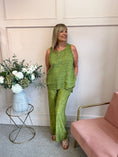 Load image into Gallery viewer, Sleeveless Top - Olive Green