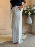 Load image into Gallery viewer, Dare To Stand Out Striped Pant - Blue/White