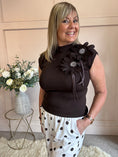 Load image into Gallery viewer, Sleeveless Diamante Flower Knit Top - Brown