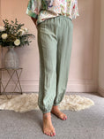 Load image into Gallery viewer, Harem Side Weave Jogger Pant - Green - Wardrobe By Simone