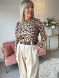 Load image into Gallery viewer, Fitted Sequin Top - Leopard