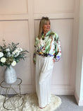 Load image into Gallery viewer, Satin Feel Wide Pant - Champagne