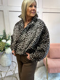Load image into Gallery viewer, Trending Deer Pattern Jacket - Brown/White