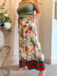 Load image into Gallery viewer, Botanical Floral Wide Pant - Cream/Red