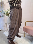 Load image into Gallery viewer, Relaxed Cargo Pant - Clay
