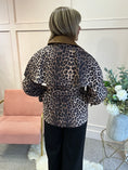 Load image into Gallery viewer, Jacket - Leopard - Wardrobe By Simone
