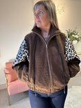 Load image into Gallery viewer, Boucle Jacket - Brown-Leopard
