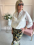 Load image into Gallery viewer, Embossed Floral Zip Jacket - Light Beige
