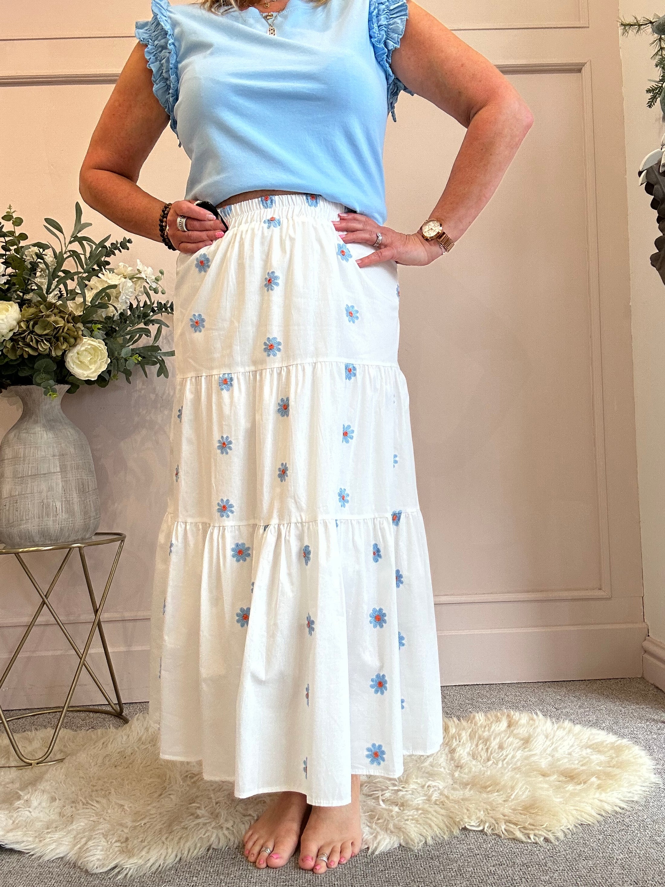 Daisy Gypsy Skirt - White/Blue One Size