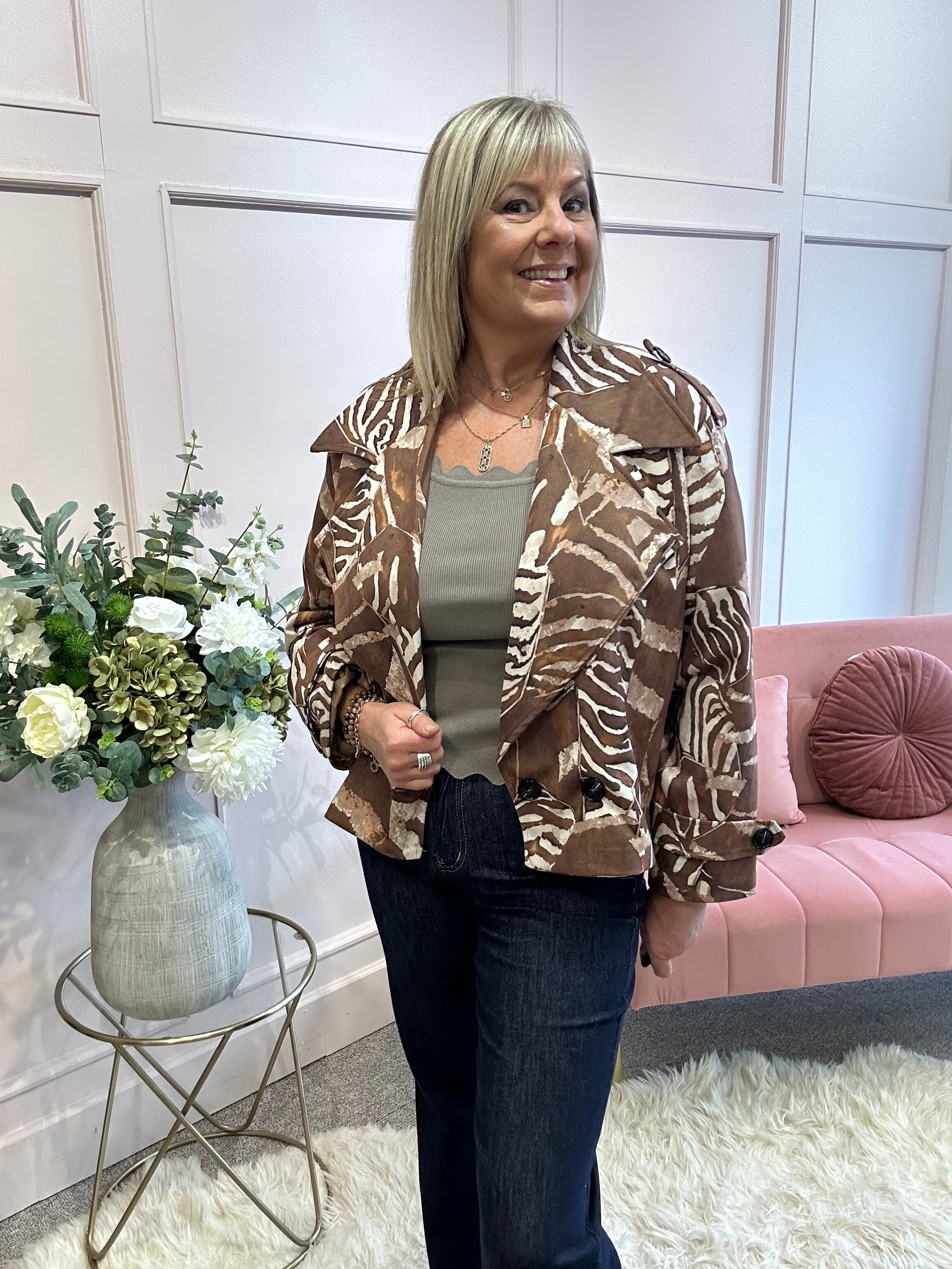 Leafy Boxed Jacket - Brown/Cream