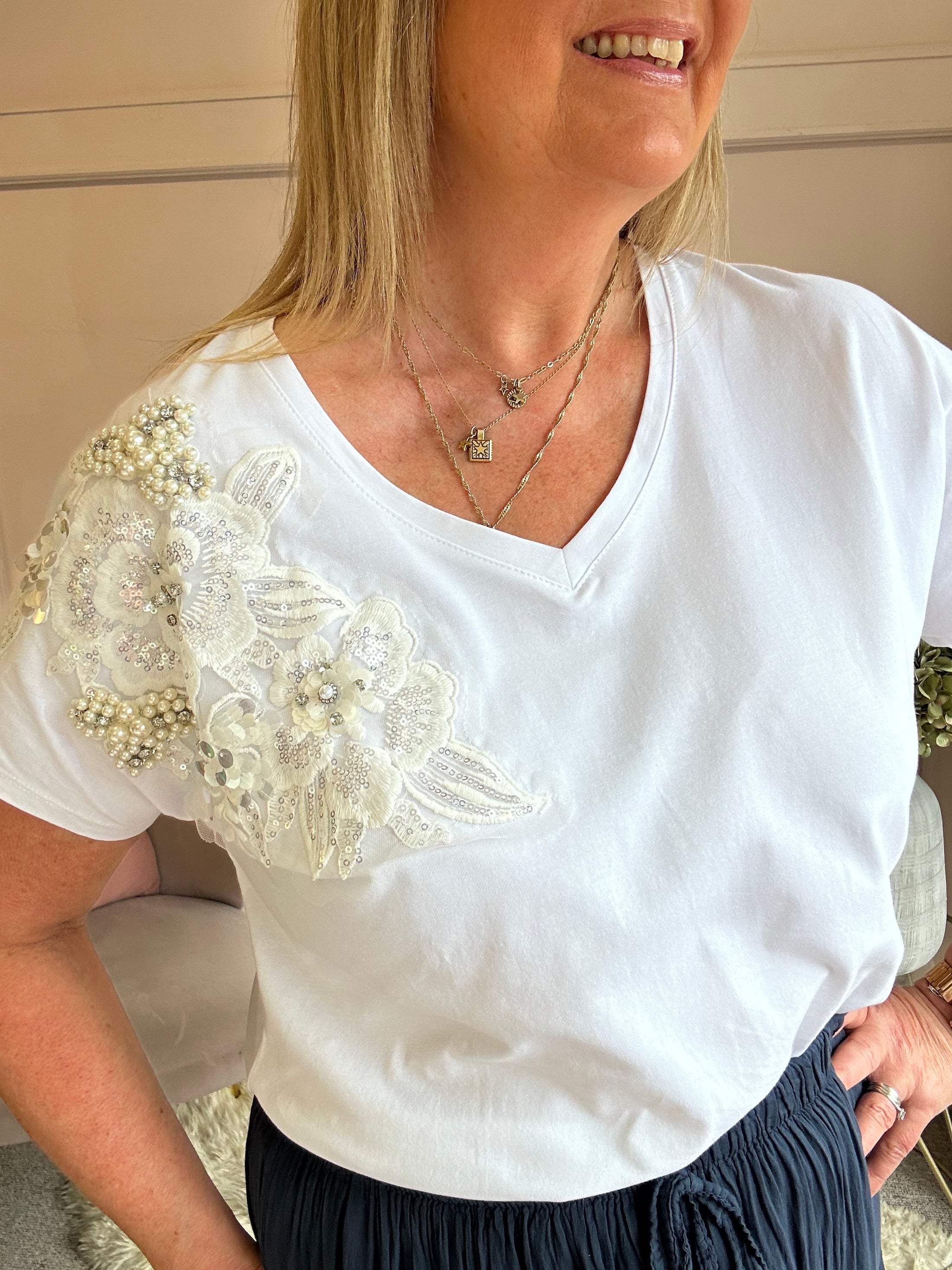 Sparkle & Pearl T Shirt  - White - Wardrobe By Simone