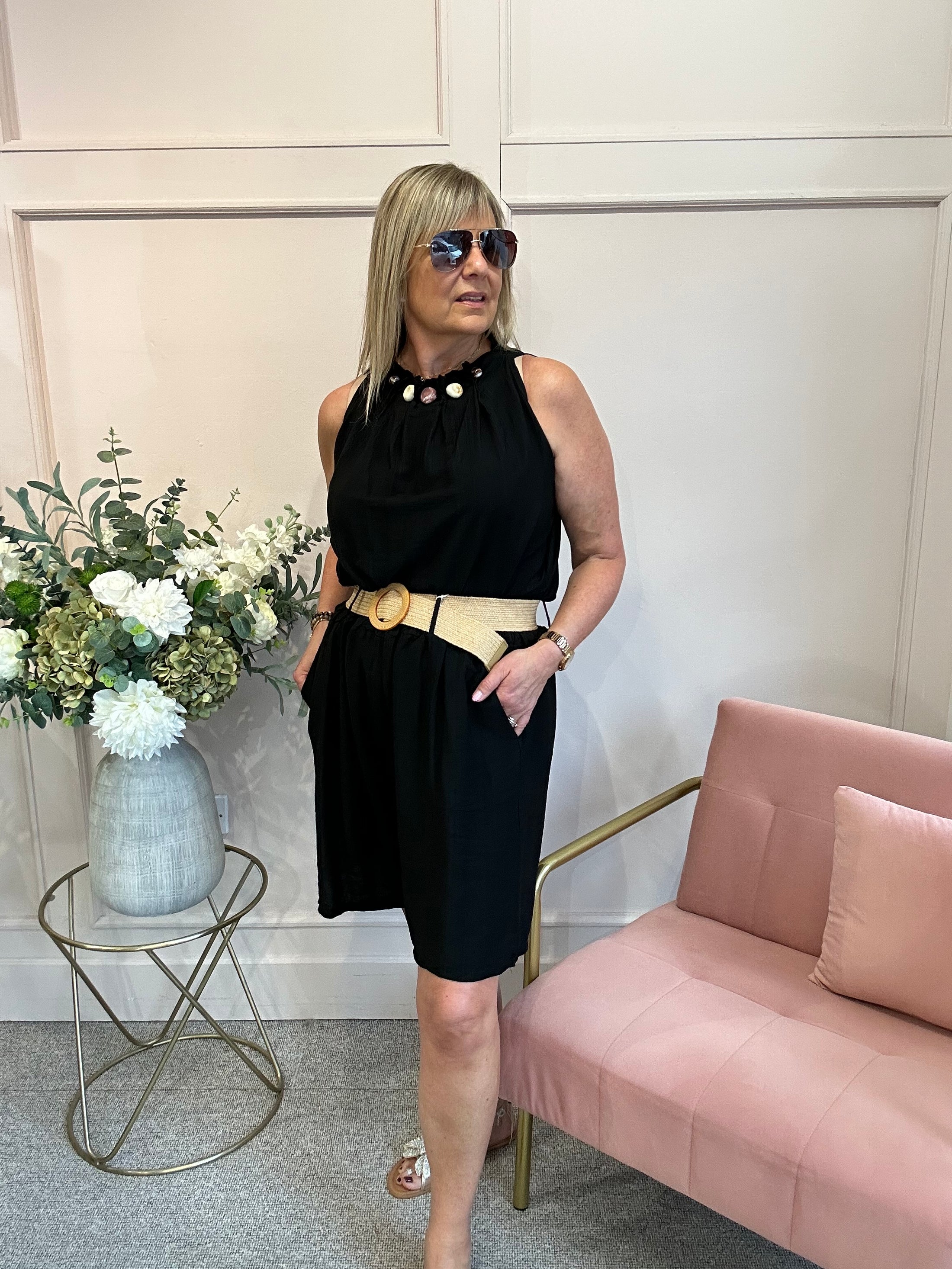 Belted Light Shorts - Black