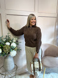 Load image into Gallery viewer, Zip Soft Jumper - Brown
