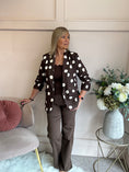 Load image into Gallery viewer, Spot & Ruched Sleeve Blazer - Brown/Cream
