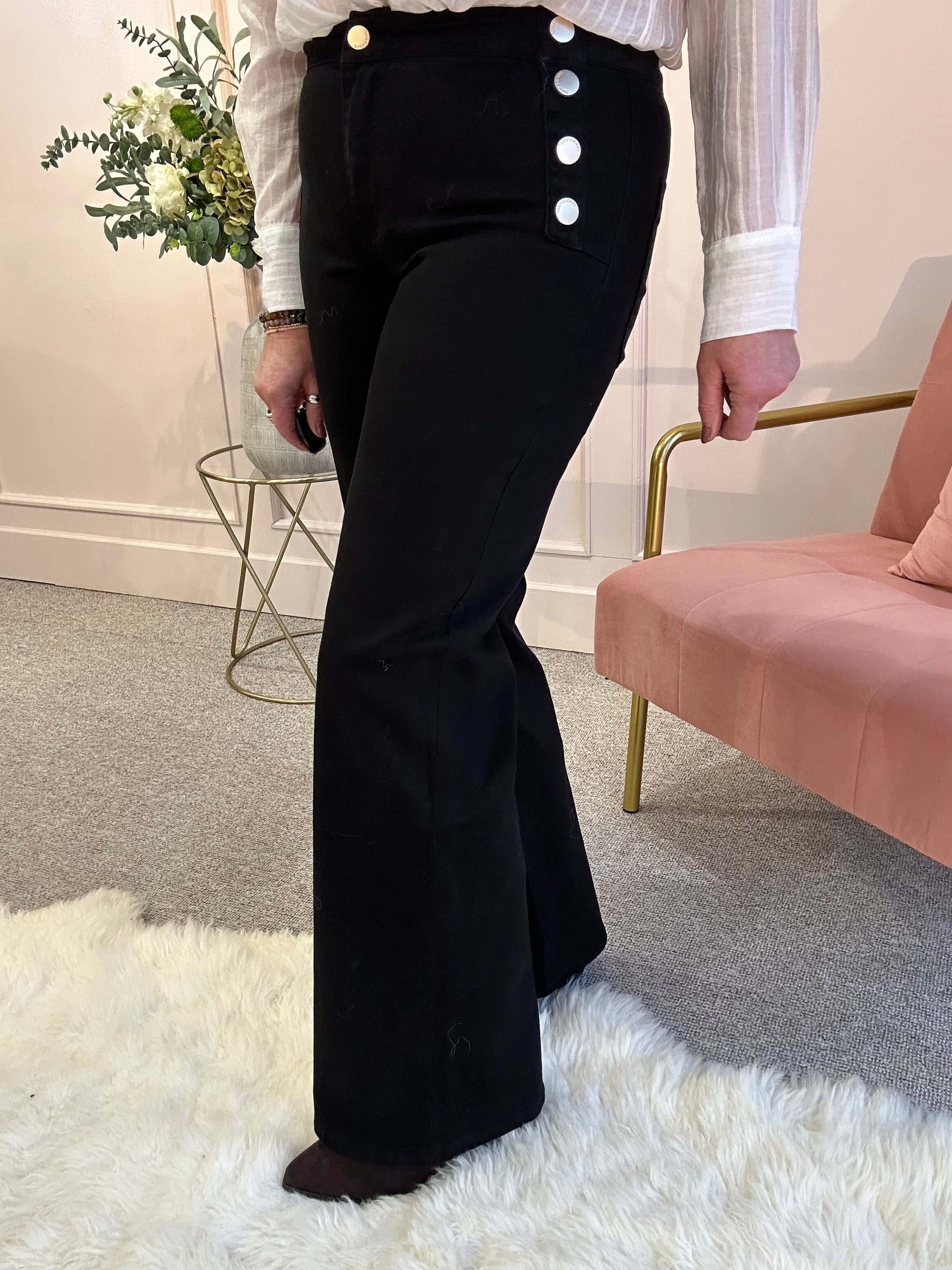 Wide Leg gold Button Jeans - Black