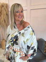 Lilly Bloom V Neck Top - Cream/Beige1