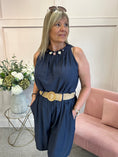 Load image into Gallery viewer, Belted Light Shorts - Navy
