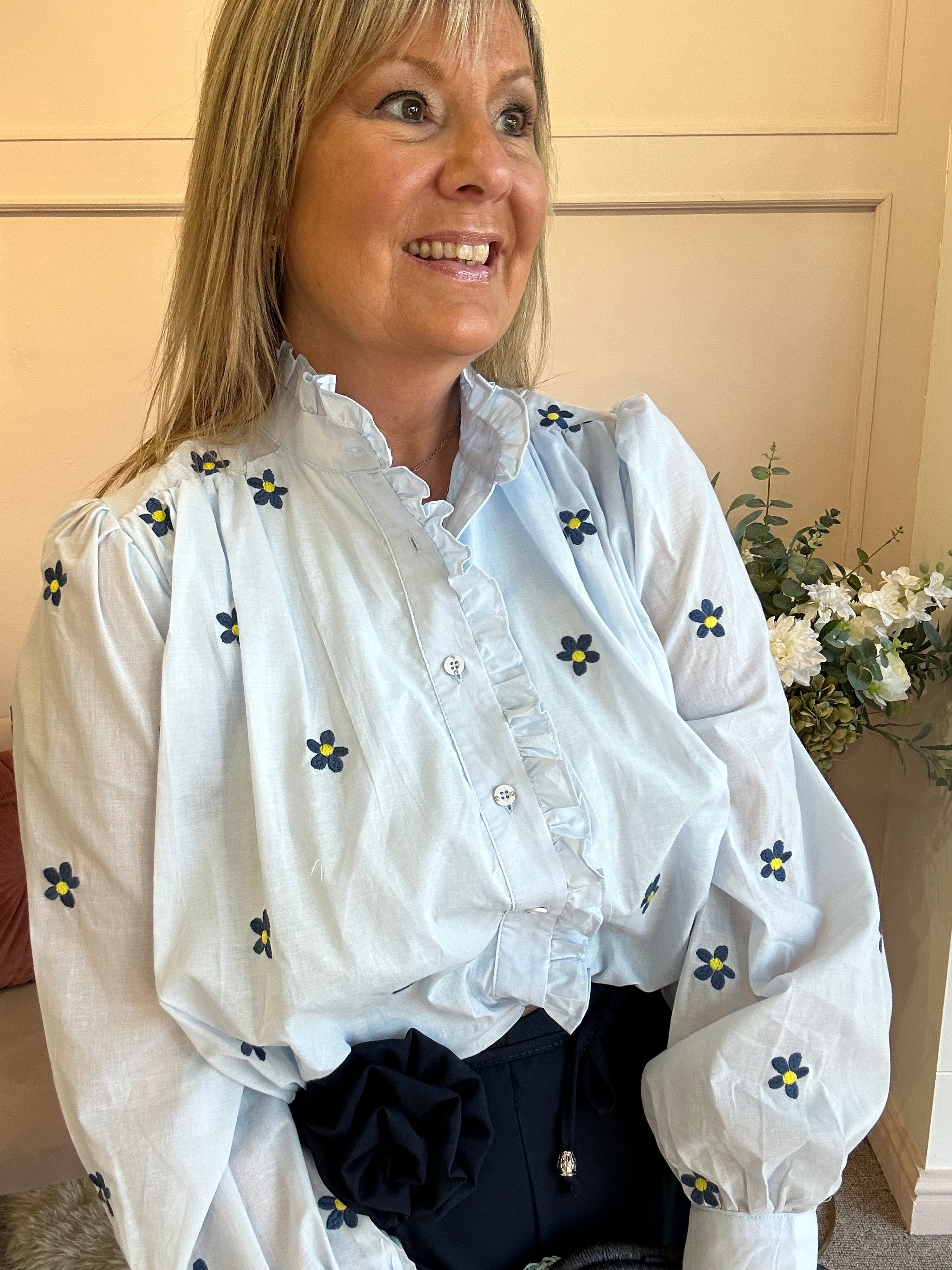 Romantic Daisy & Ruffle Top - Soft Blue - Wardrobe By Simone