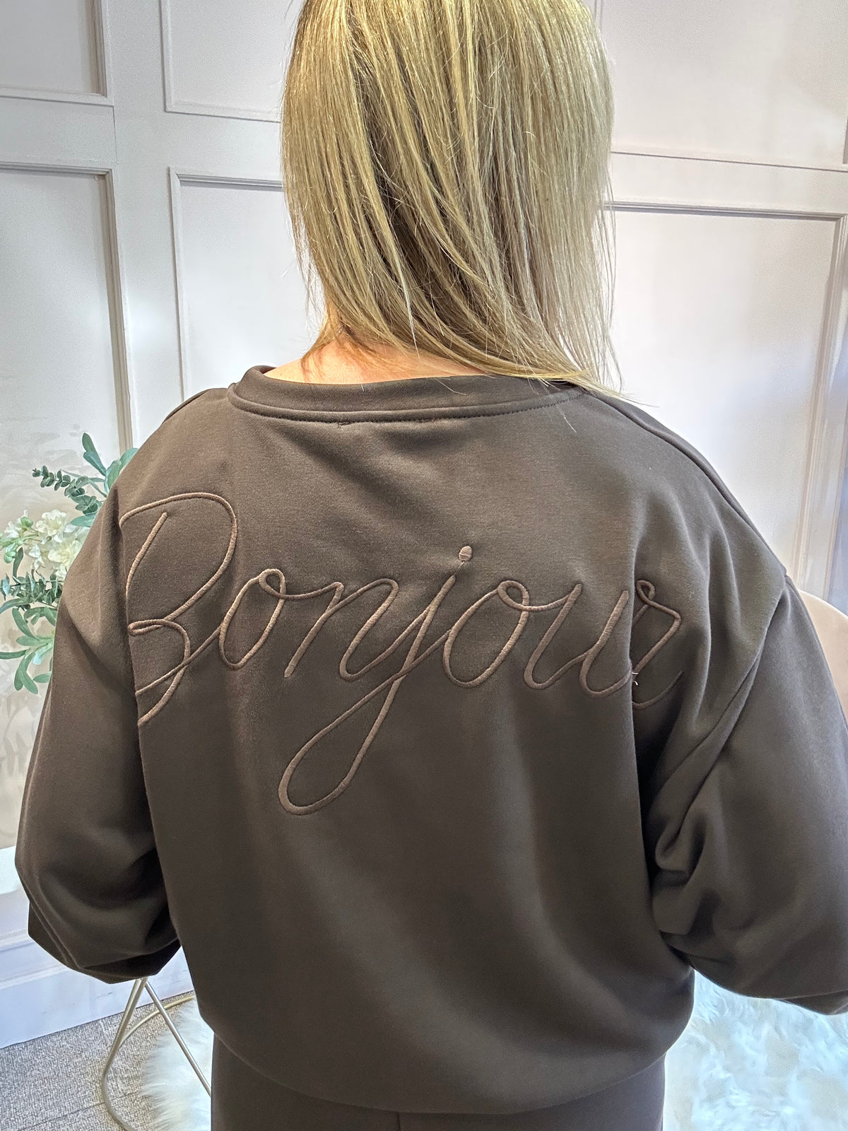 Bonjour Sweatshirt  - Brown