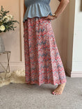 Load image into Gallery viewer, Paisley & Fleck Of Gold Wide Pant - Red
