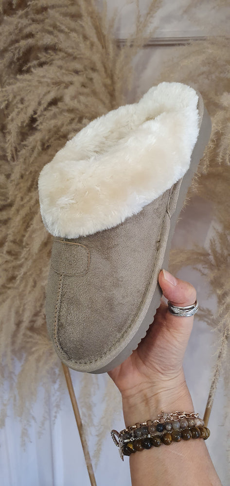 Jill Slipper - Beige