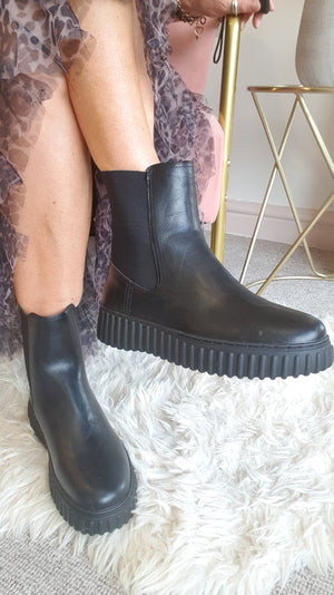 Demi - Tyre Tread Ankle Boot - Black