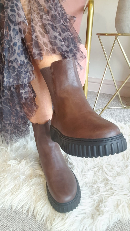 Demi - Tyre Tread Ankle Boot - Brown