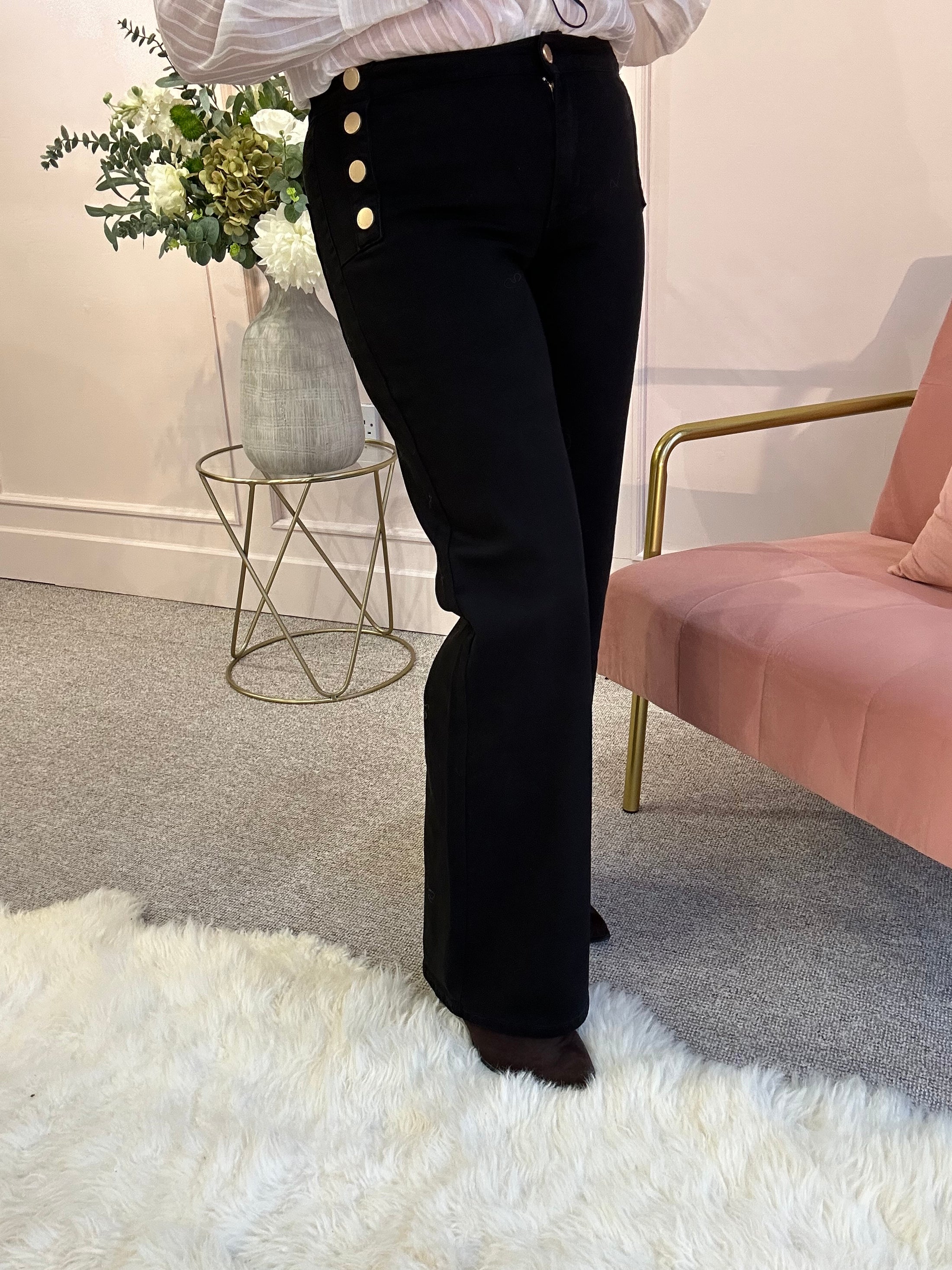 Wide Leg gold Button Jeans - Black