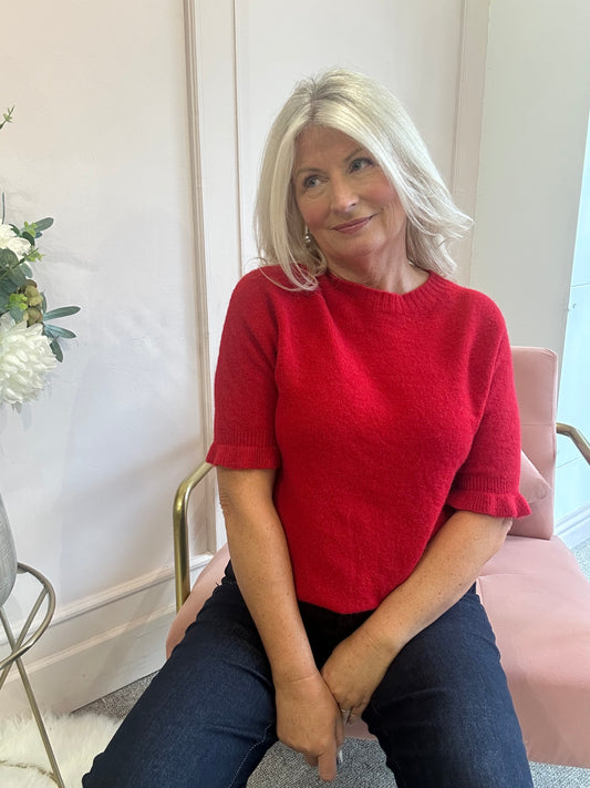 Fluted Edge Short Sleeve Jumper - Red