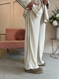 Load image into Gallery viewer, Trouser - Cream
