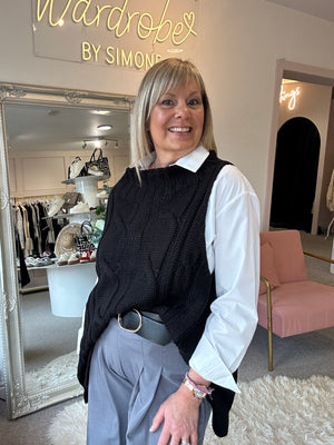 Cable Knit Sleeveless Jumper - Black