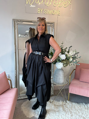 Quirky Belted Ruched Skirt Dress - Black
