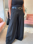 Load image into Gallery viewer, Wide Leg Pin tuck Front Trouser - Black

