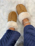 Load image into Gallery viewer, Fluff Edge Slipper/Mule - Camel
