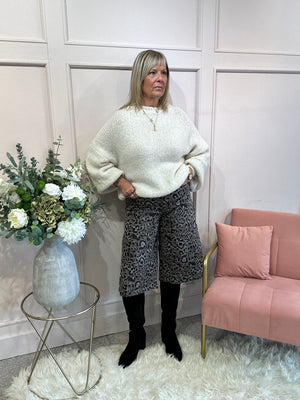 Chunky Knitted Jumper - Cream