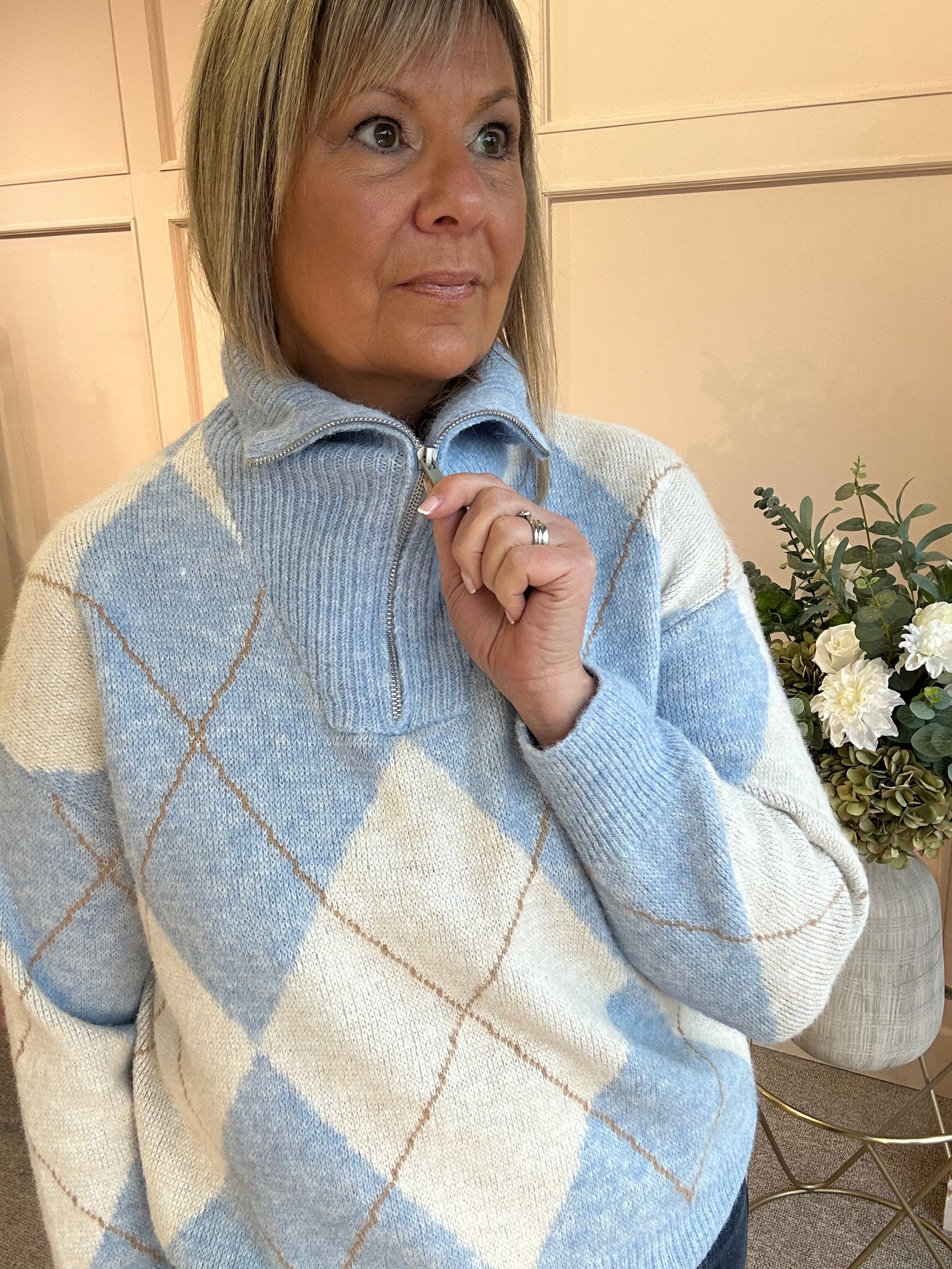 Diamond Pattern Zip Jumper - Powder Blue/Cream