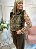Load image into Gallery viewer, Bambi Cosy Zip Gilet  - Brown/Cream
