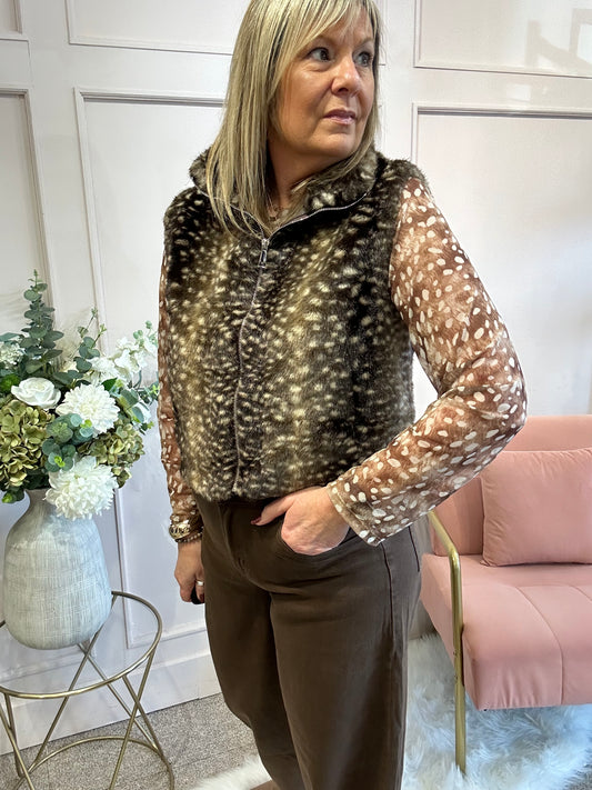 Bambi Cosy Zip Gilet  - Brown/Cream - Wardrobe By Simone