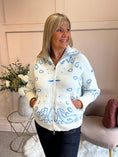 Load image into Gallery viewer, Soft Paisley Zip Jacket - Cream/Blue
